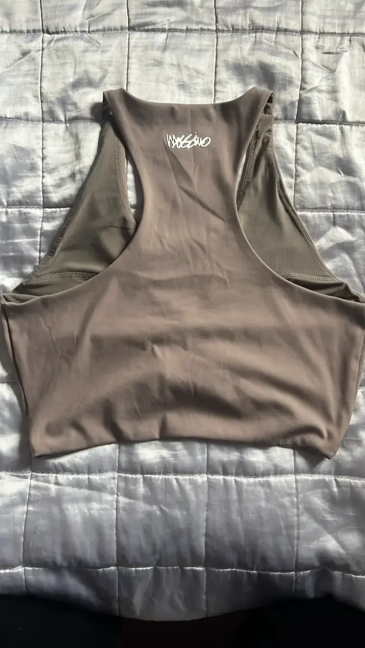 Top deportivo beige con fruncido marca mossino - 2