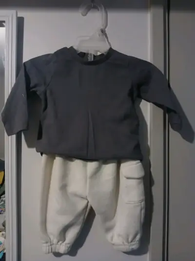 Conjunto de bebé Tribu gris y blanco 0-3 meses - miniatura 2