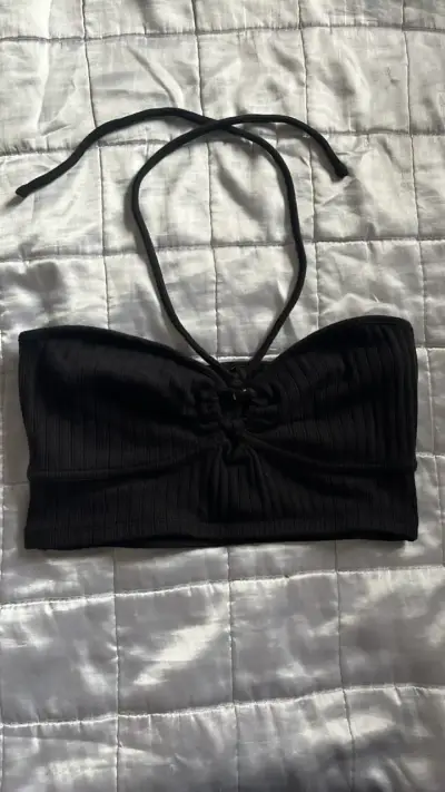 Top bandeau negro con tirantes ajustables - miniatura 1