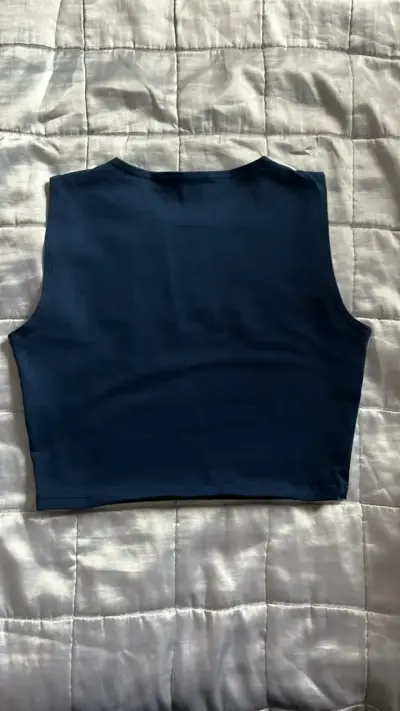 Top deportivo azul sin mangas para mujer - miniatura 2