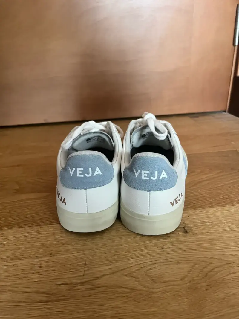 Zapatillas blancas Veja de cuero para mujer - 2