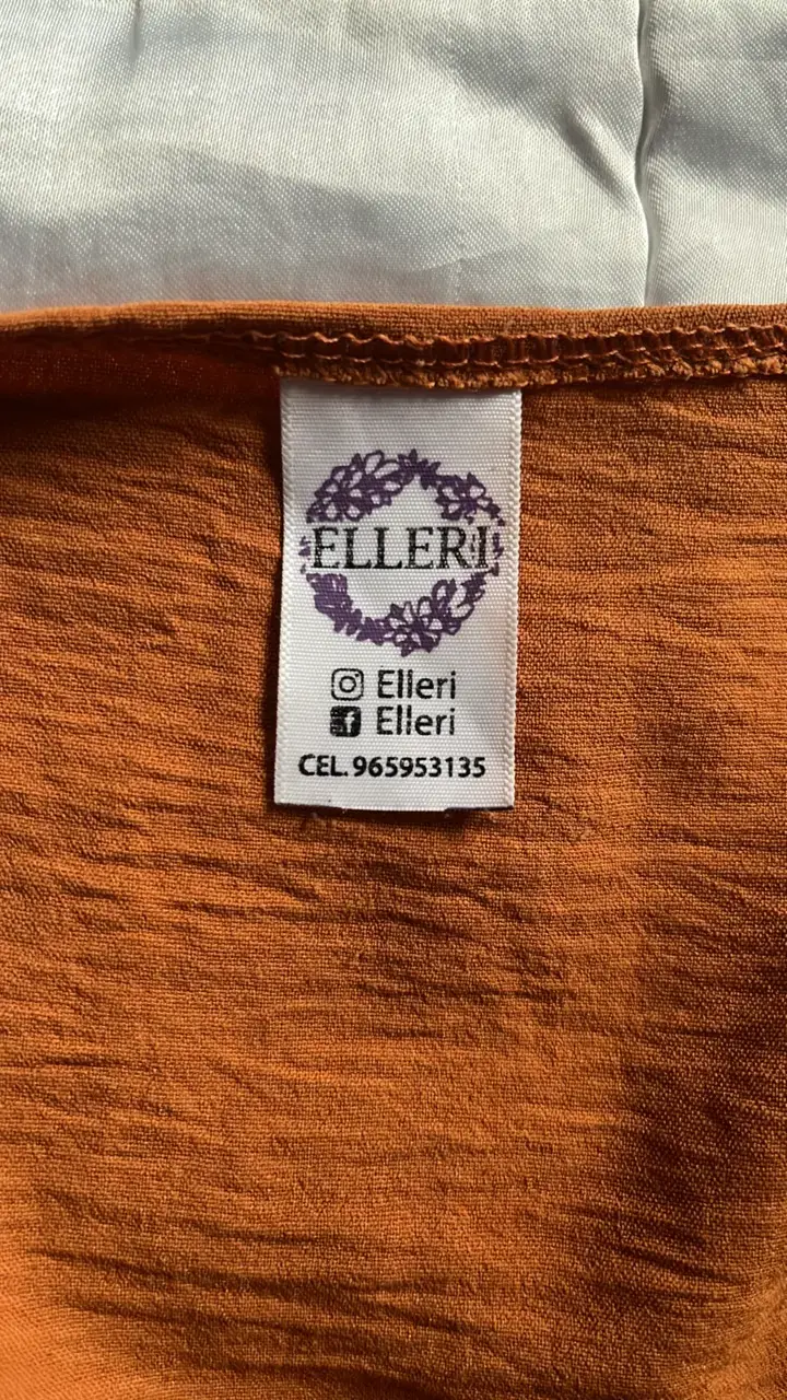 Blusa corta anudada color terracota Elleri - 3