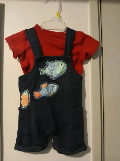 Conjunto de bebé con peto y polera roja 3-6M - miniatura 2