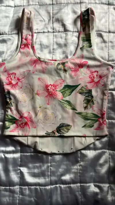 Top floral sin mangas para mujer talla S - miniatura 2