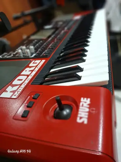 Teclado Korg Pa700 Professional Arranger - miniatura 6