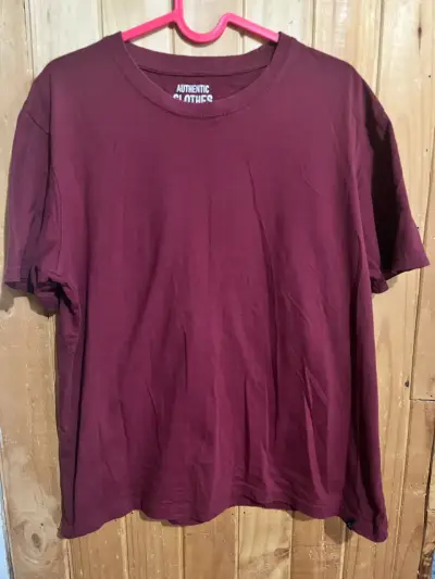 Polera burdeo Authentic Clothes talla S - miniatura 1