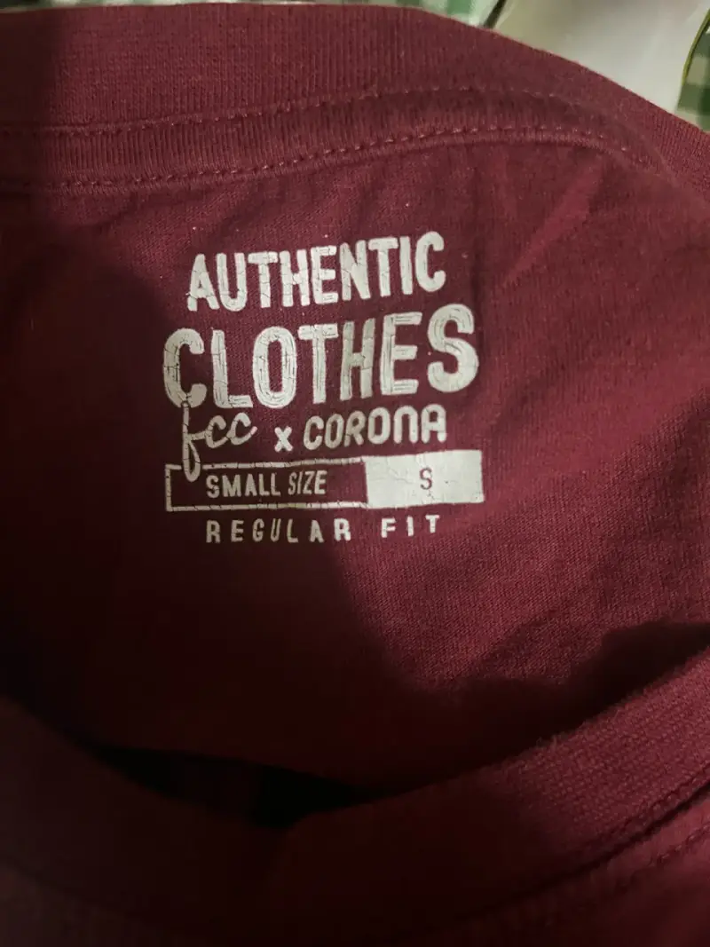 Polera burdeo Authentic Clothes talla S - 2