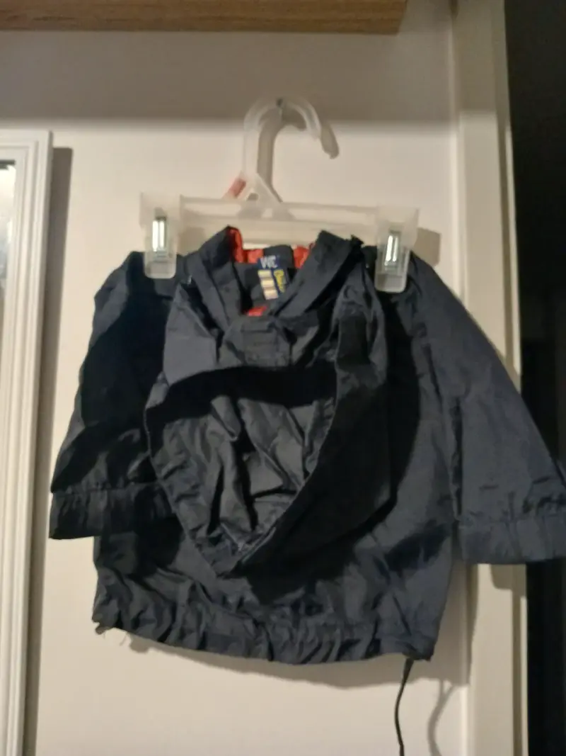 Chaqueta impermeable para niño marca Bacci - 3