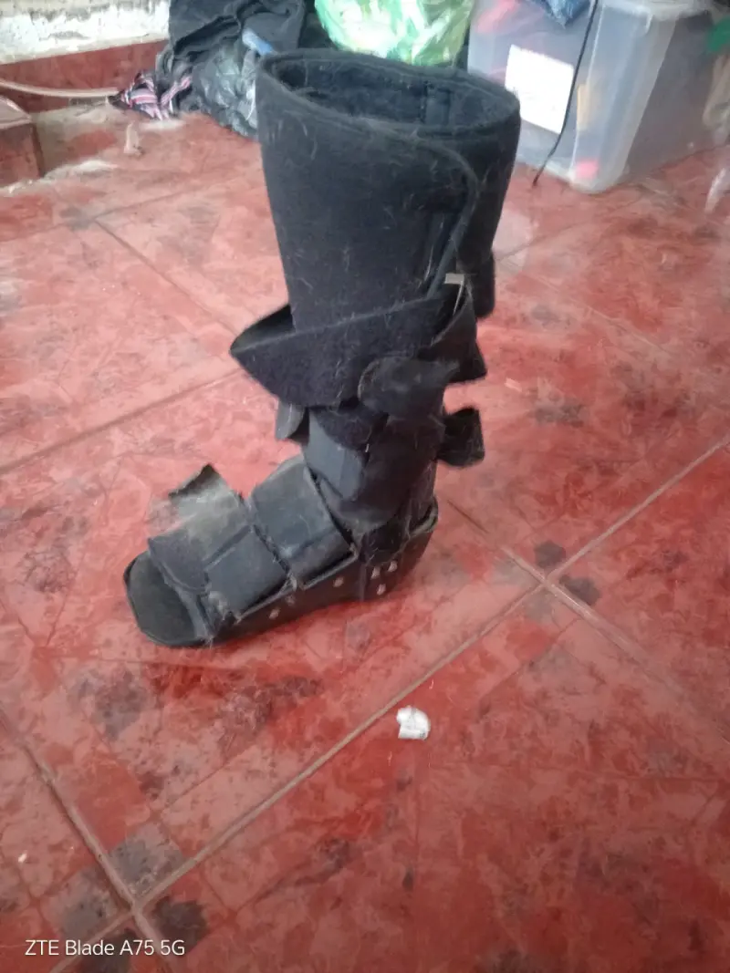 Bota ortopédica ajustable - 2