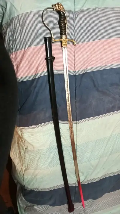 Espada decorativa con empuñadura de león - miniatura 2
