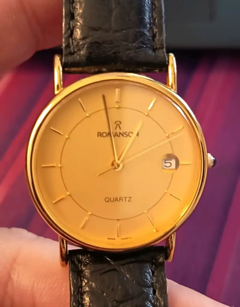 Reloj Romanson de cuarzo dorado con correa de cuero - 1
