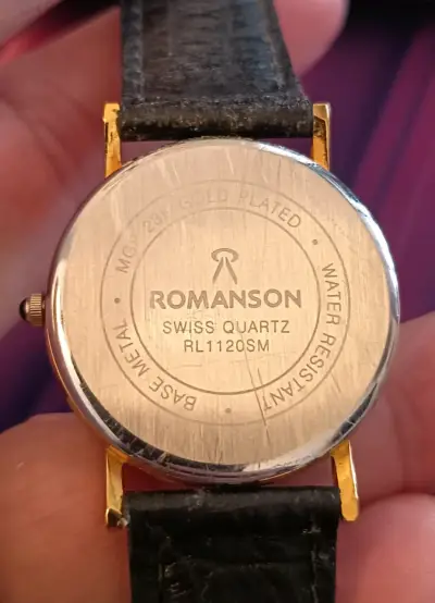 Reloj Romanson de cuarzo dorado con correa de cuero - miniatura 3