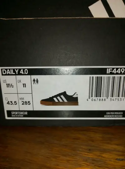 Zapatillas Adidas grises con suela de goma - miniatura 4