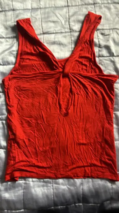 Polera sin mangas roja para mujer - miniatura 2