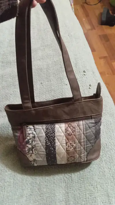 Cartera de hombro patchwork marrón Donna sharp - miniatura 1