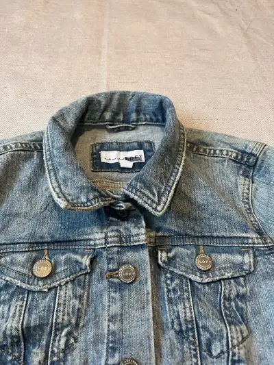 Chaqueta de mezclilla para mujer azul claro - miniatura 2