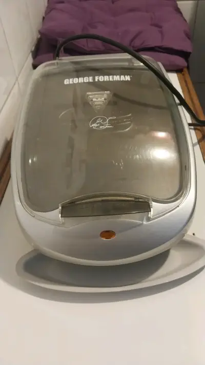 Parrilla eléctrica George Foreman antiadherente - miniatura 4