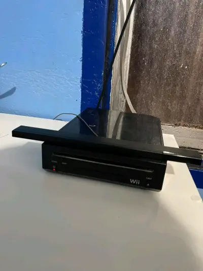 Consola Nintendo Wii Negra desbloqueada - miniatura 1