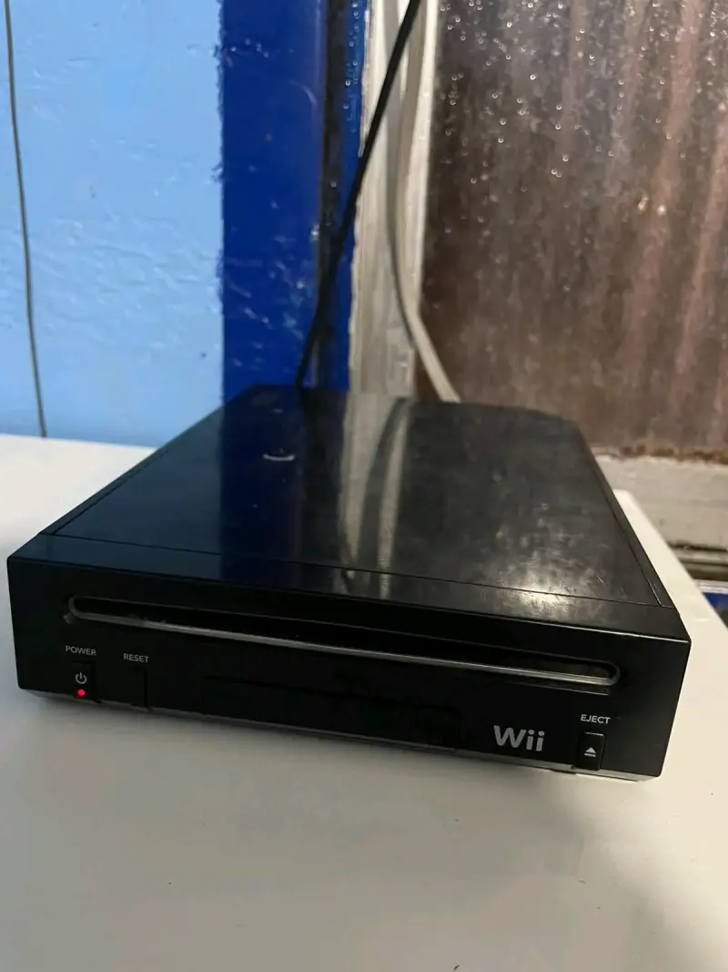 Consola Nintendo Wii Negra desbloqueada - 2