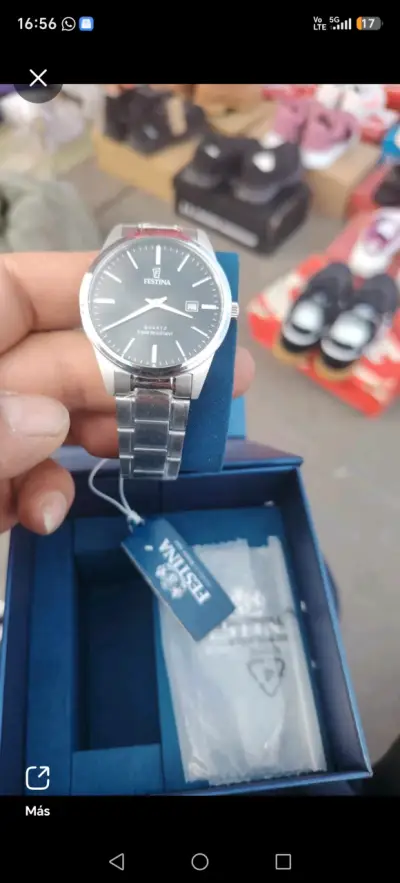 Reloj Festina de acero inoxidable resistente al agua - miniatura 1