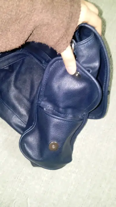 Bolso bandolera azul de cuero sintético - miniatura 4
