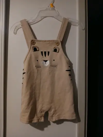 Enterito de bebé beige con diseño de tigre - miniatura 2