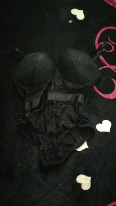 Body de encaje negro para mujer - miniatura 1