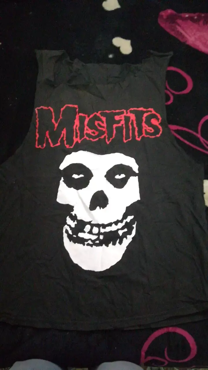 Polera sin mangas Misfits negra con calavera - 2