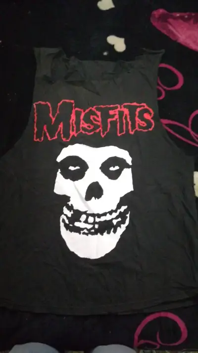 Polera sin mangas Misfits negra con calavera - miniatura 2