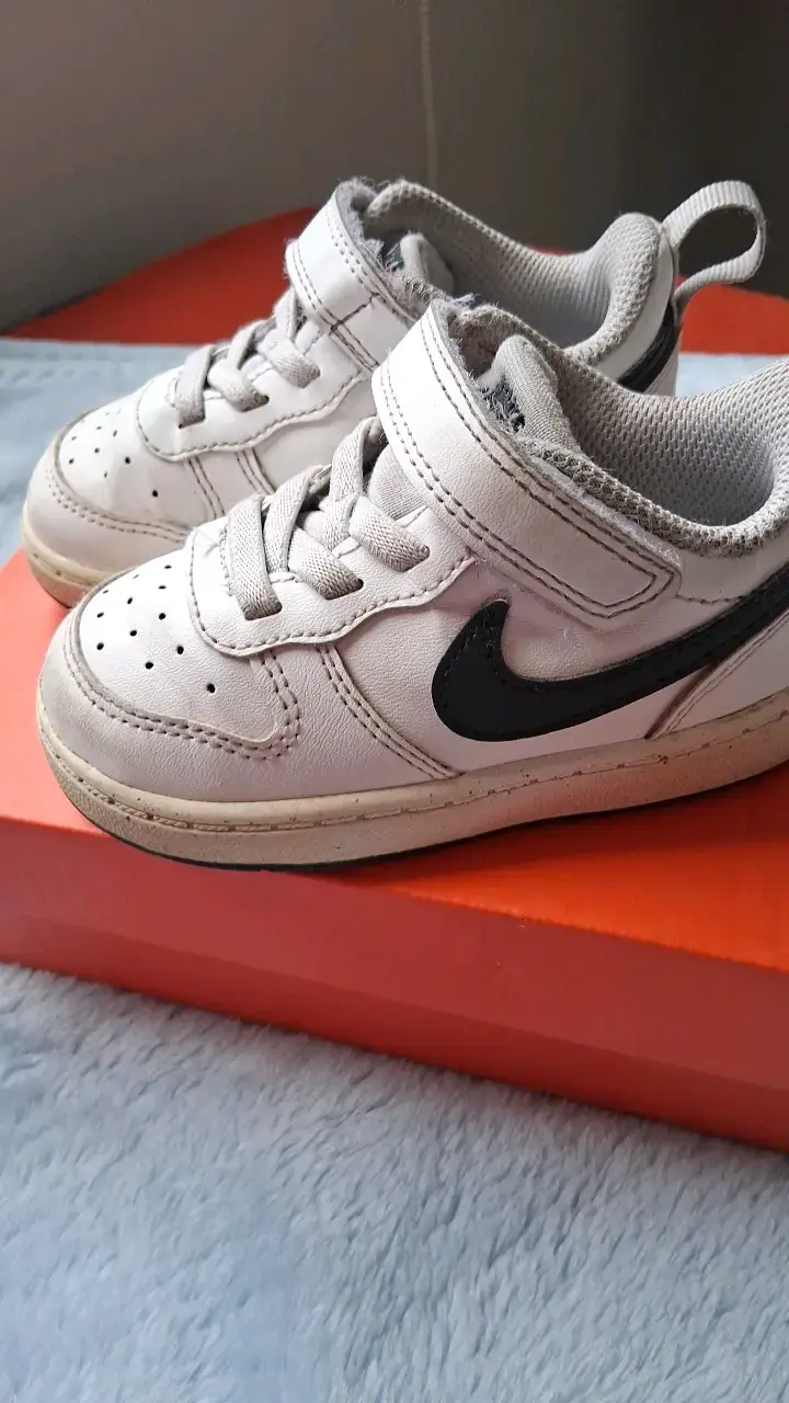 Zapatillas deportivas blancas para niños Nike - 2