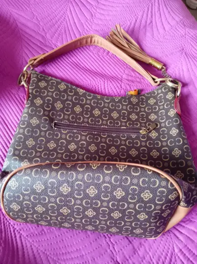 Bolso de hombro estampado con diseño elegante - miniatura 3
