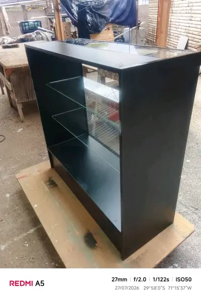 Vitrina Exhibidora de Vidrio Negra - miniatura 2