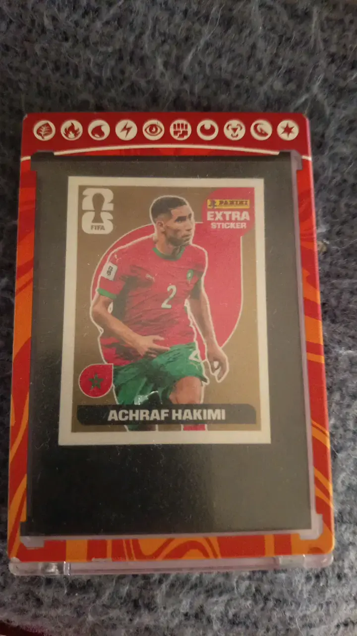 Lámina Panini Achraf Hakimi Mundial 2026 de oro - 2