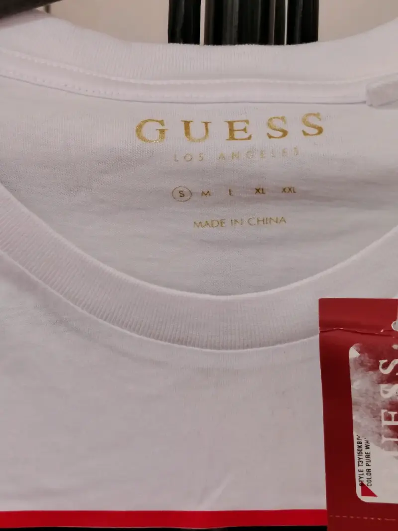 [nueva] Polera blanca Guess - 4