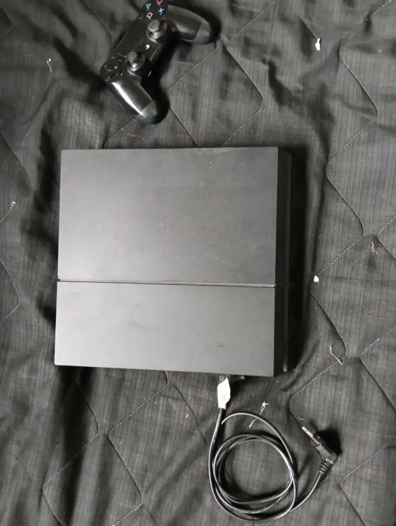 Playstation 4 buen estado - 3