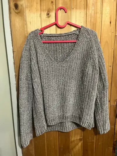 Suéter de punto gris para mujer - miniatura 1
