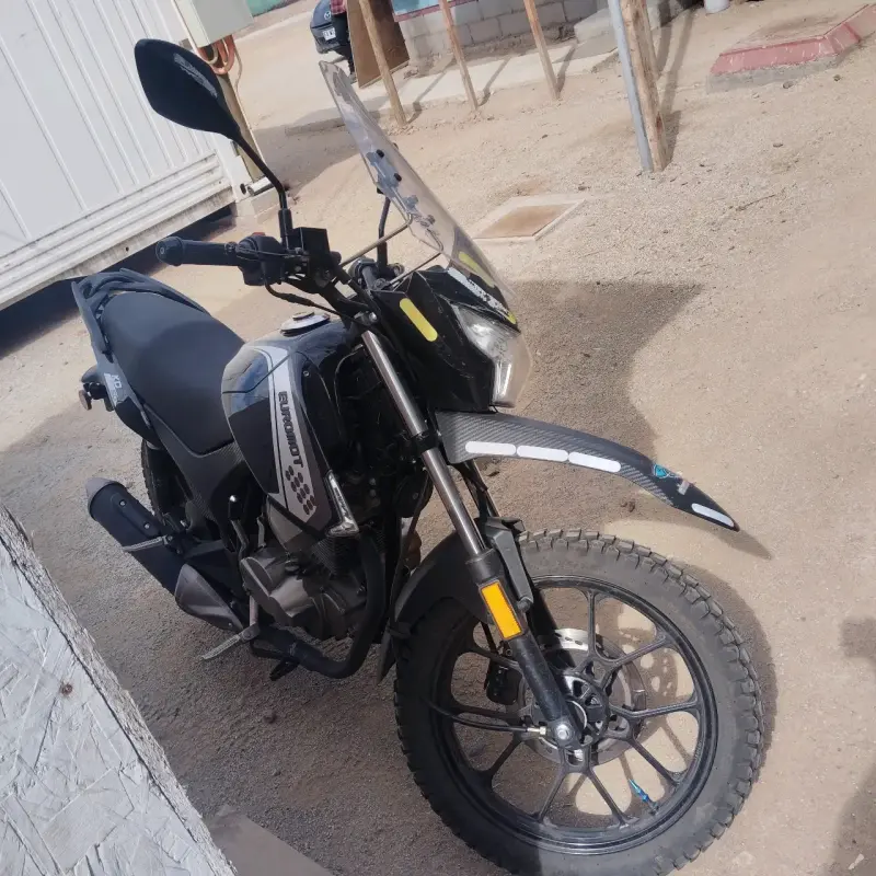 Se vende Moto casi nueva - 2