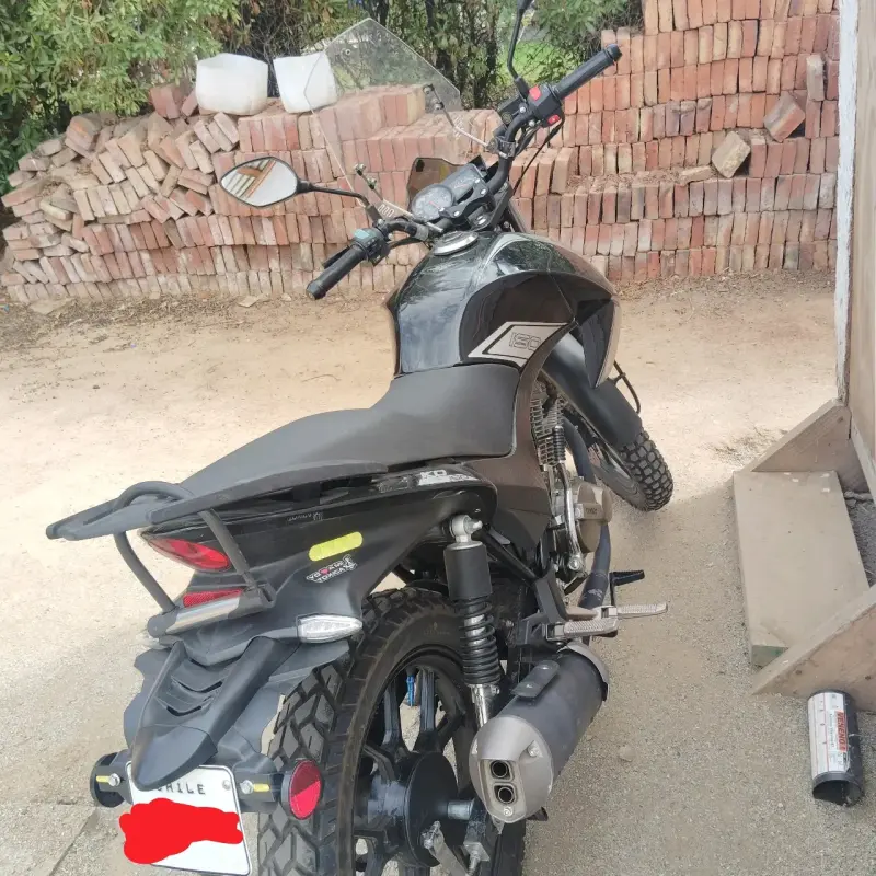Se vende Moto casi nueva - 3