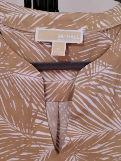 [nueva] Blusa beige Michael Kors talla XL - miniatura 3