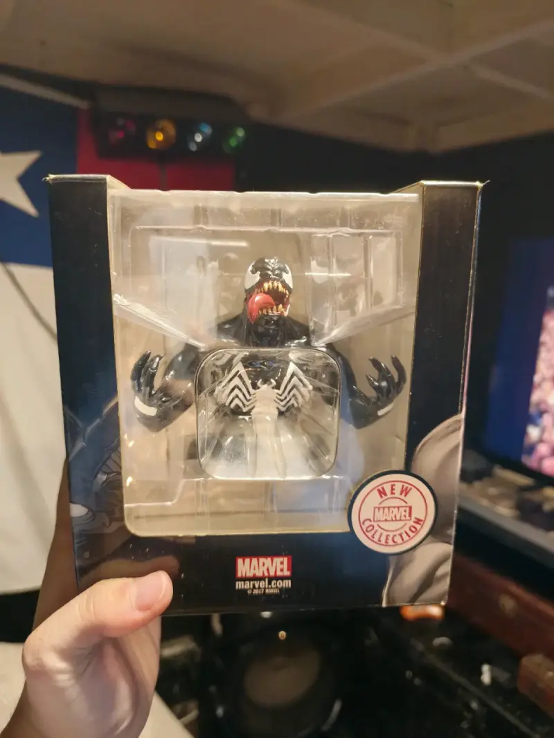 Colección de Figuras Marvel en Caja Original - 5