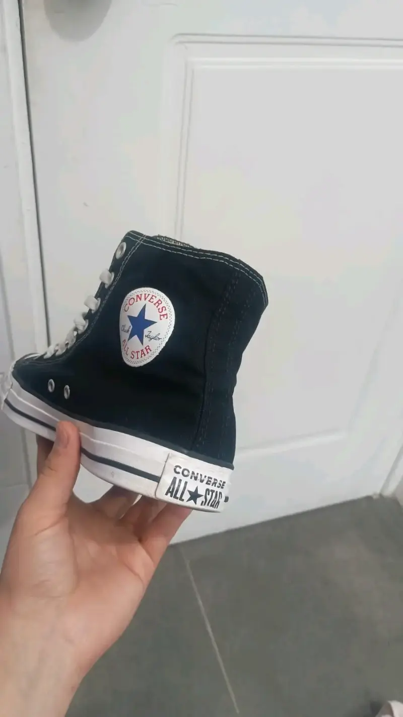 Zapatillas Converse Chuck Taylor negras clásicas - 4