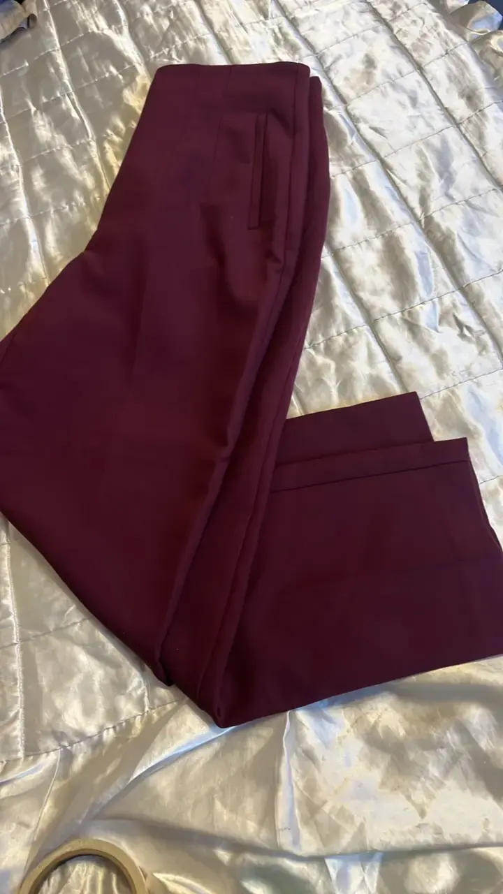Pantalones burdeos de mujer Zara talla XL
