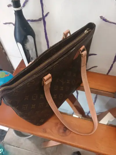 Bolso de mano Louis Vuitton monograma clásico - miniatura 2