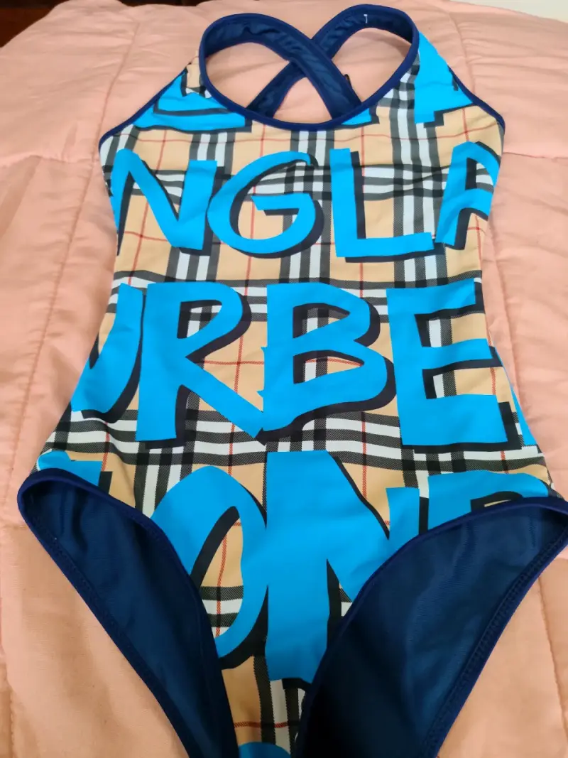 [nuevo] Traje de baño Burberry estampado azul - 2