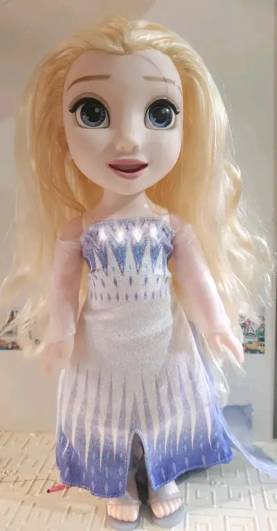 Muñeca Elsa Frozen 2 - miniatura 2
