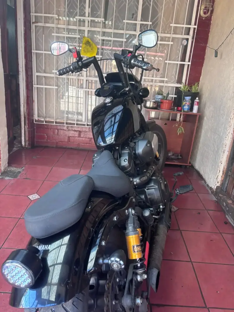 Yamaha Bolt 950 - 2