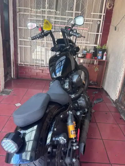 Yamaha Bolt 950 - miniatura 2