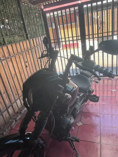 Yamaha Bolt 950 - miniatura 3