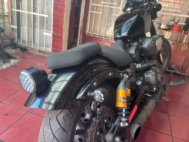 Yamaha Bolt 950 - 5