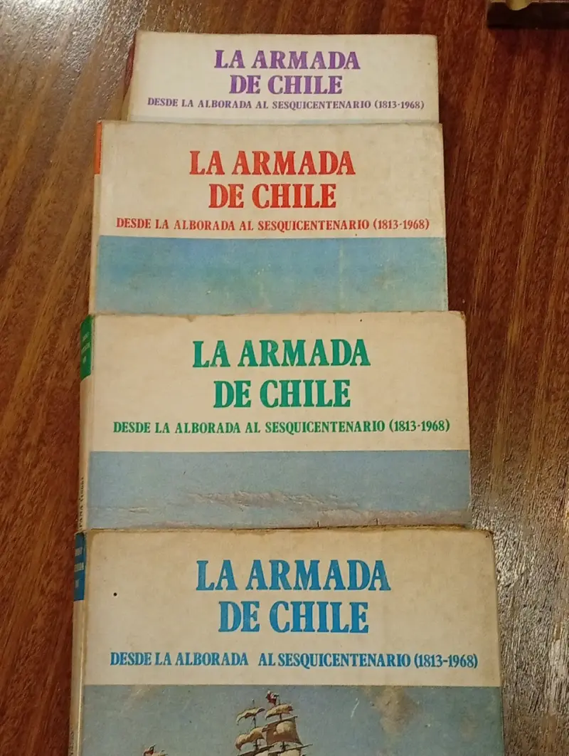 Colección de libros 'La Armada de Chile' por Rodrigo Fuenzalida - 2